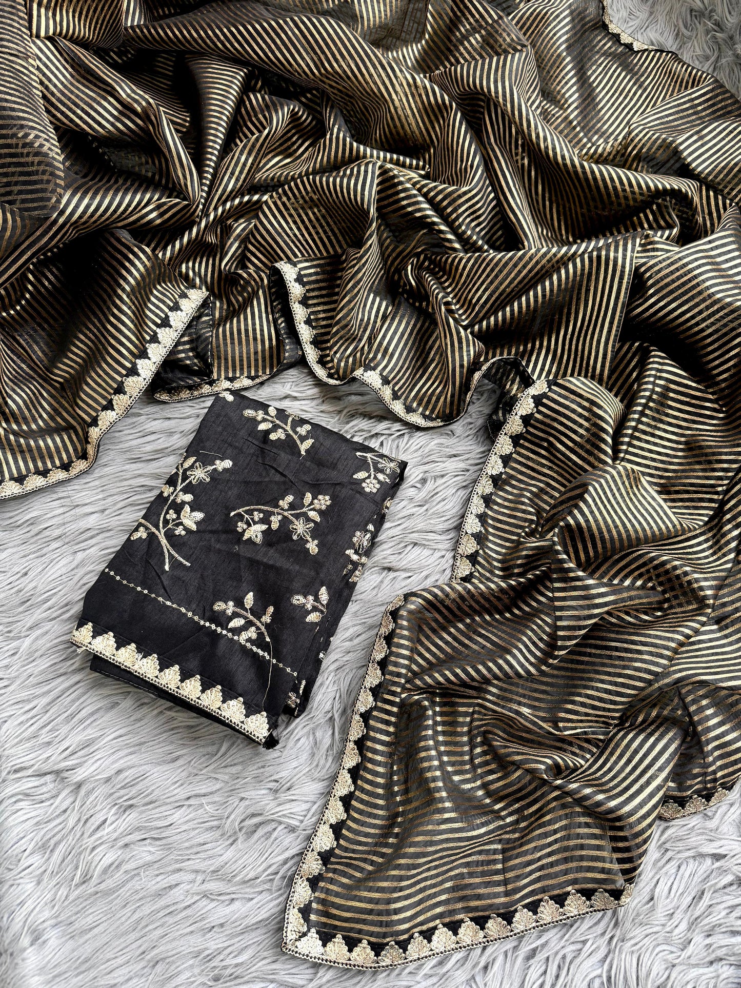 Organza Pure Weave Gold Zari Saree