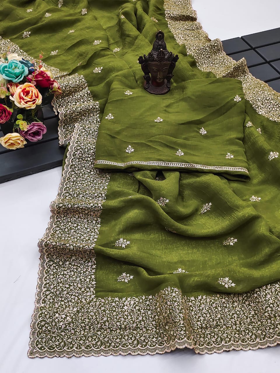 Crunchy Saree