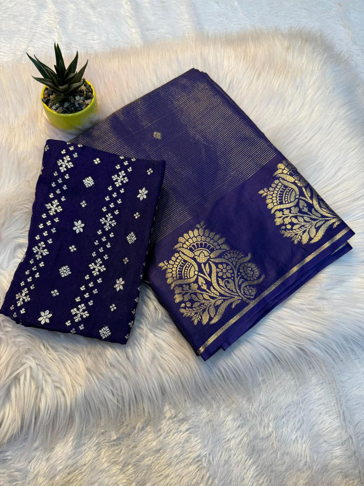 Munga Crepe Saree