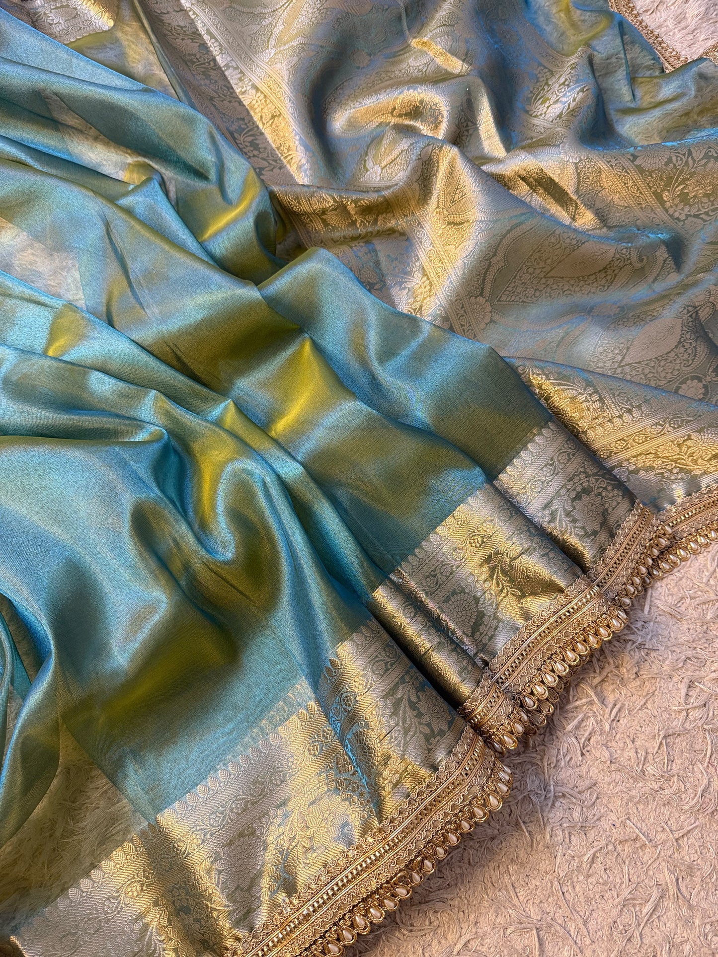 Banarasi Glass Tissue Zari Saree