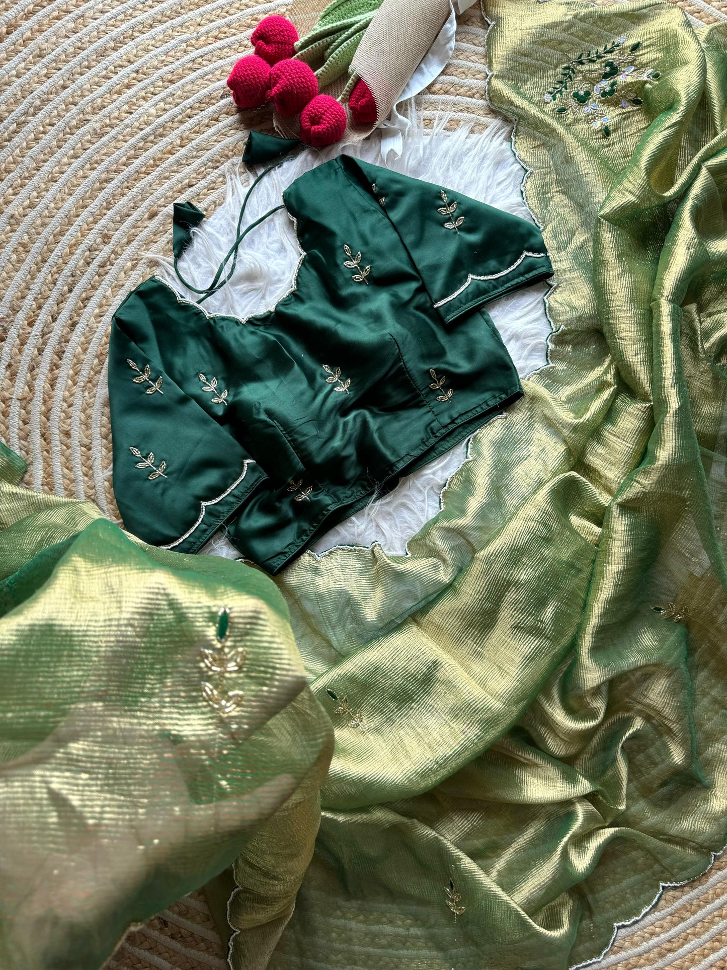 Crushed Tissue Zari Saree