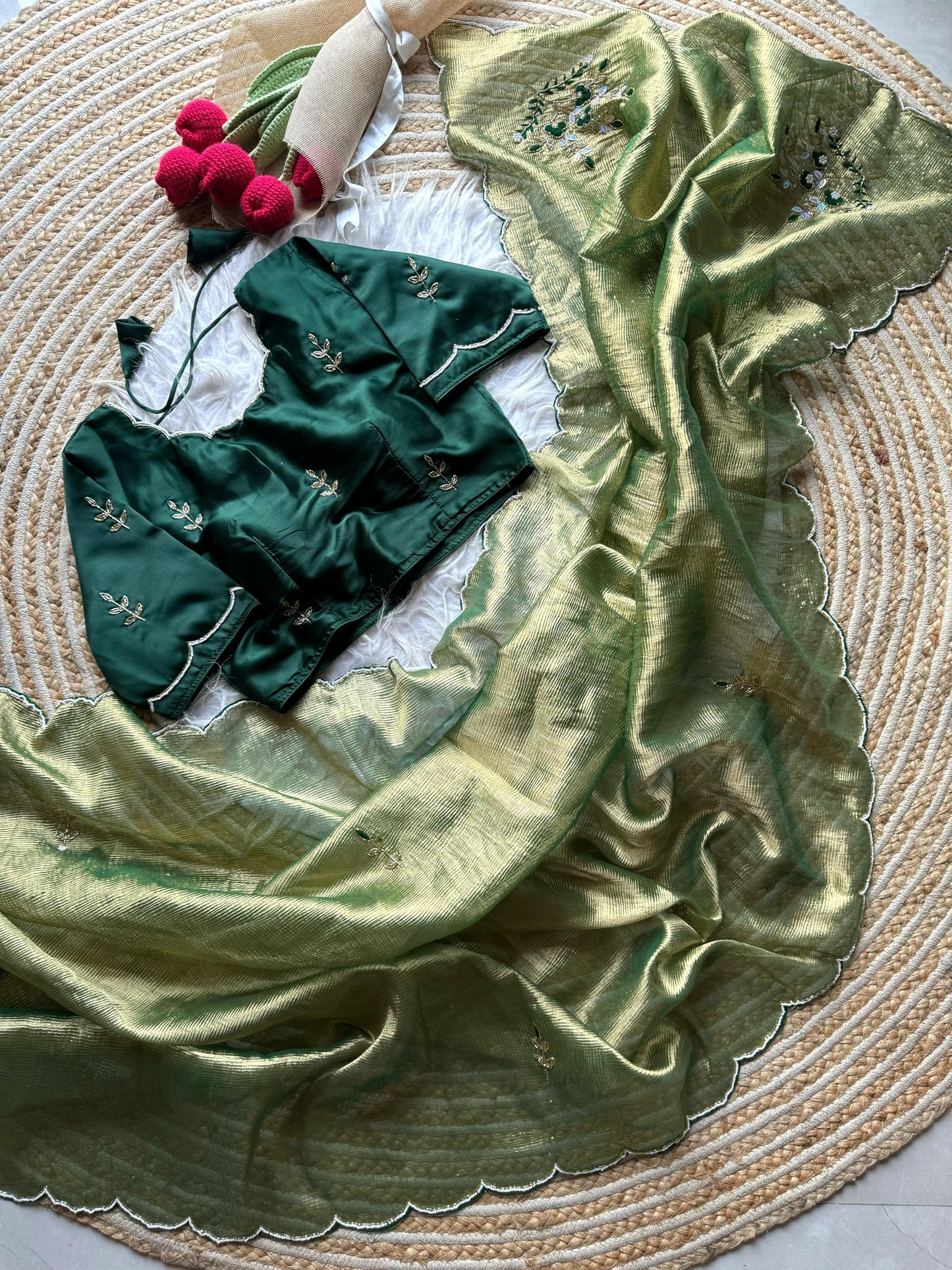 Crushed Tissue Zari Saree