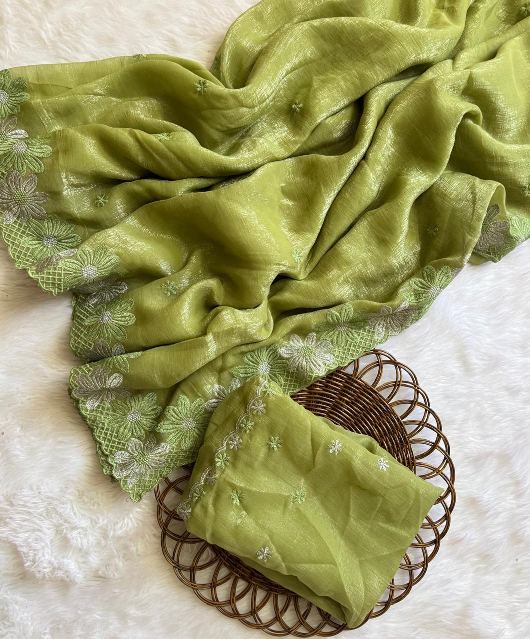 Crunchy Crush Saree