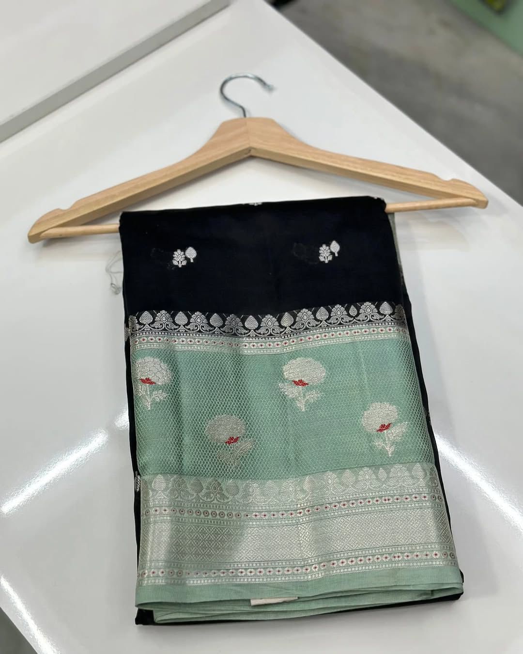 Banarasi Handloom Raw Mango Silk Saree