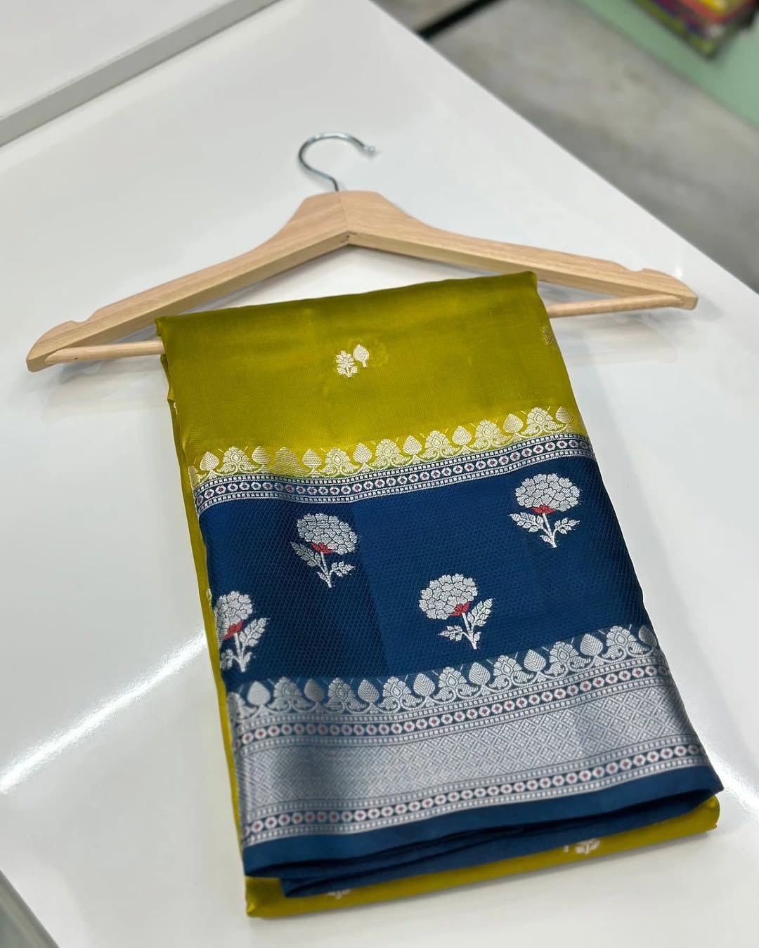 Banarasi Handloom Raw Mango Silk Saree