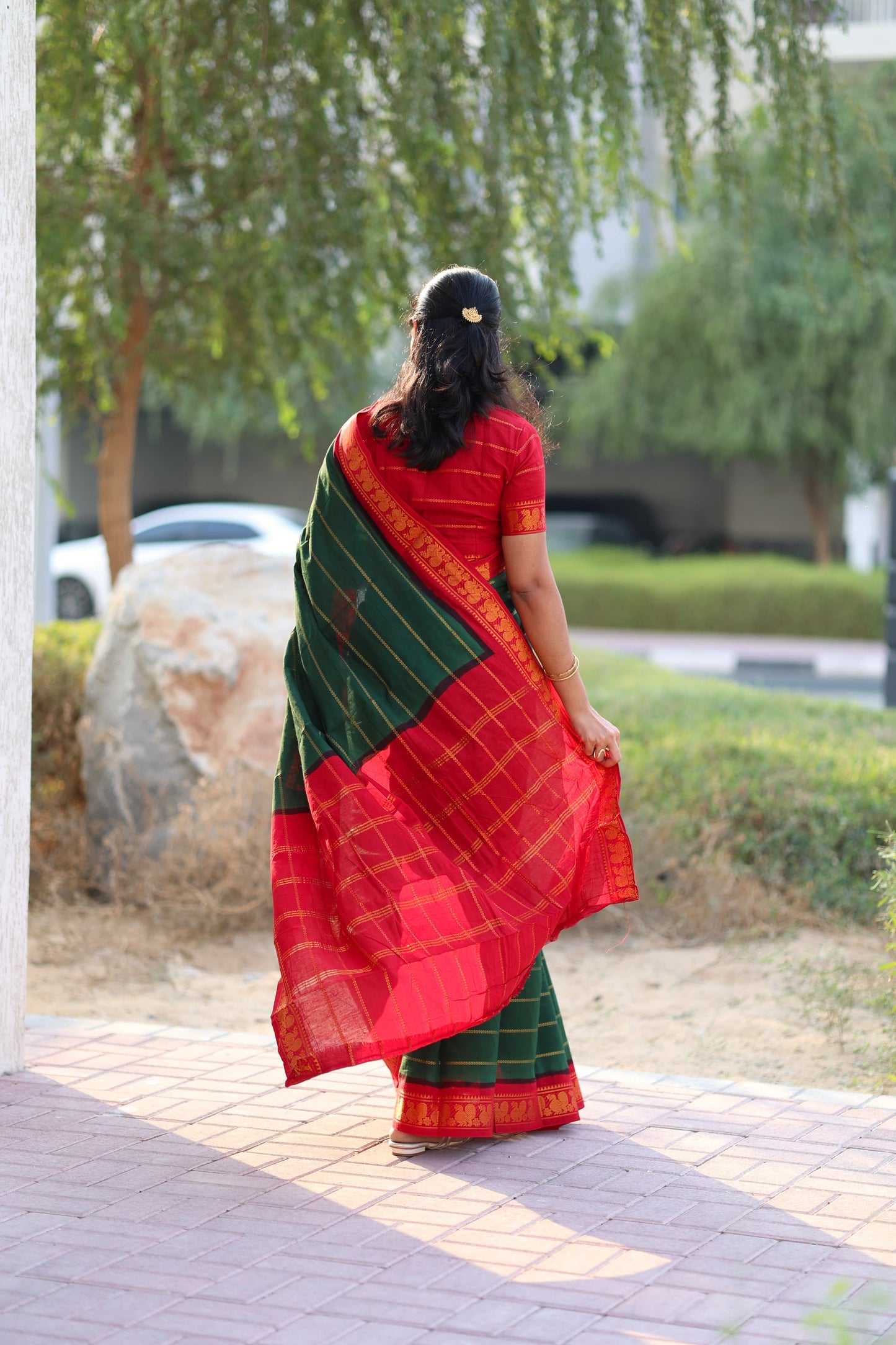 Velthari Sungudi Cotton Saree
