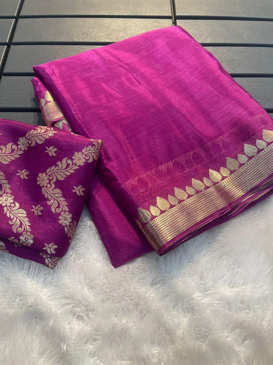 Viscose Chiffon Saree