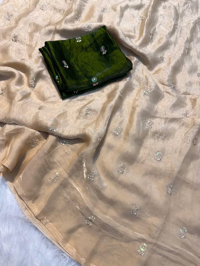 Butti Space Silk Saree