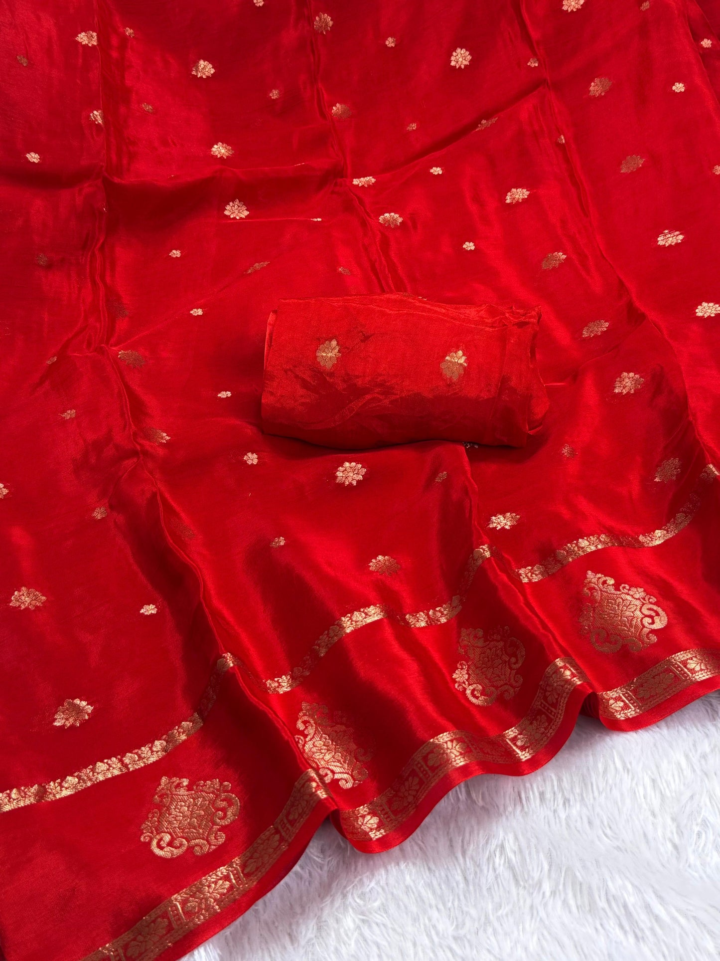 Viscose Crepe Silk Saree