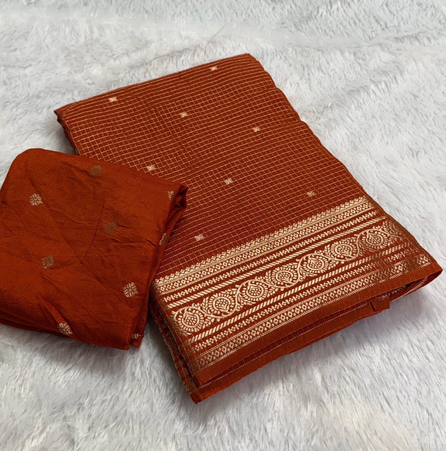 Viscose Russian Chex Saree
