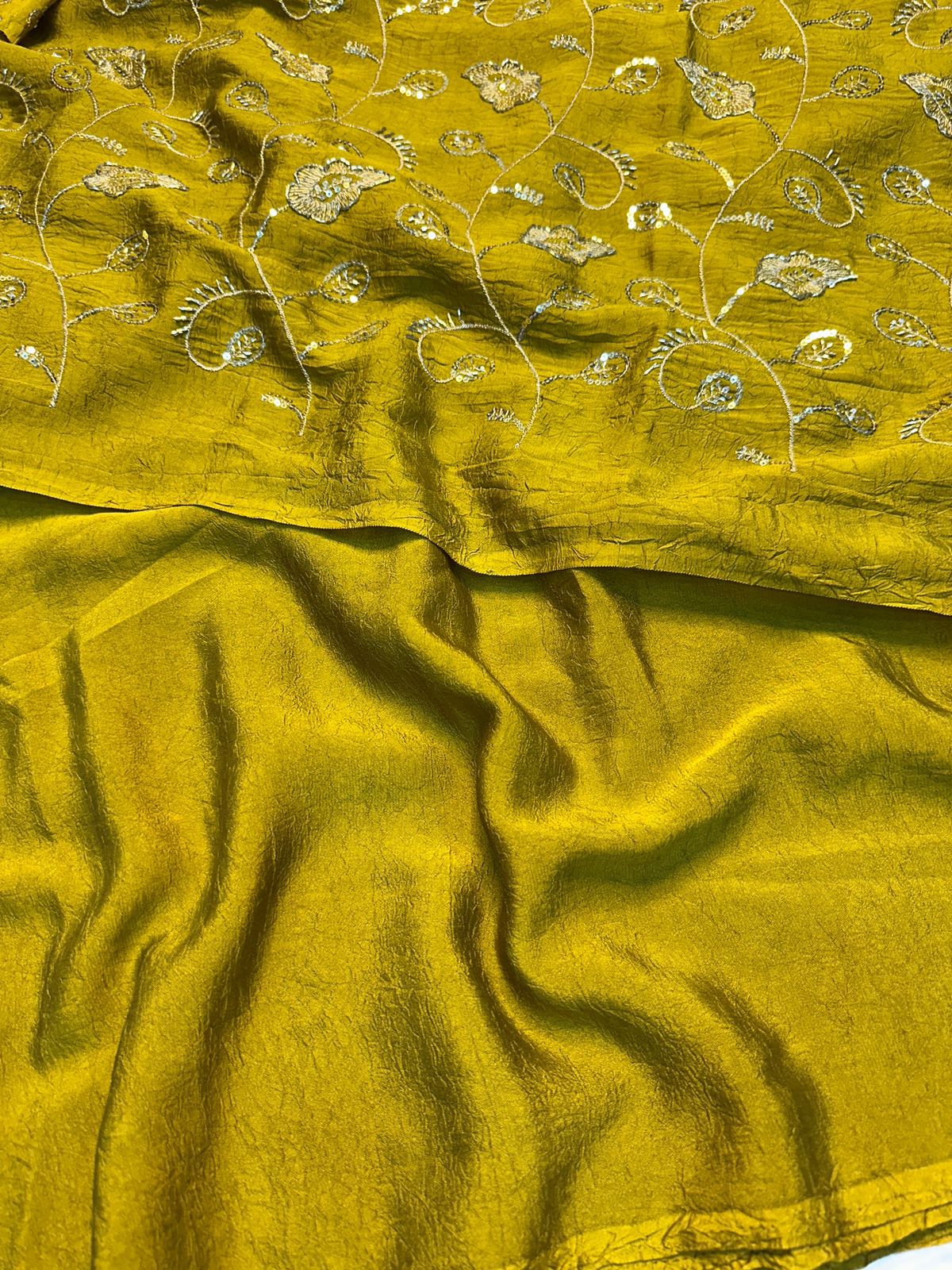 Rangoli Crushed Saree