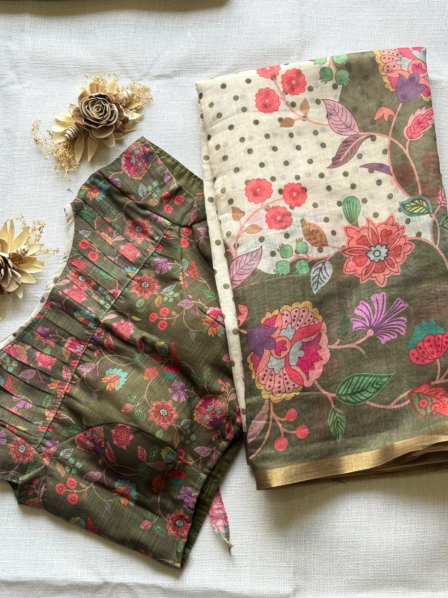 Linen Saree With Print